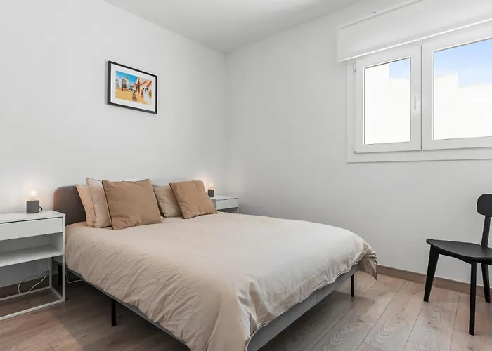 Casa Maddie - Panoramic View Penthouse アパート エステポナ