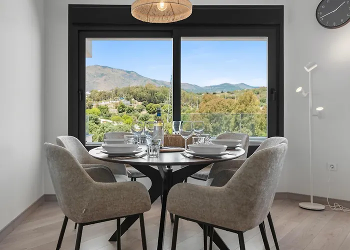 Casa Maddie - Panoramic View Penthouse * Estepona