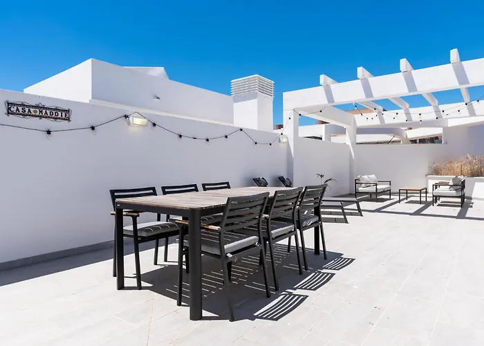 Casa Maddie - Panoramic View Penthouse Estepona